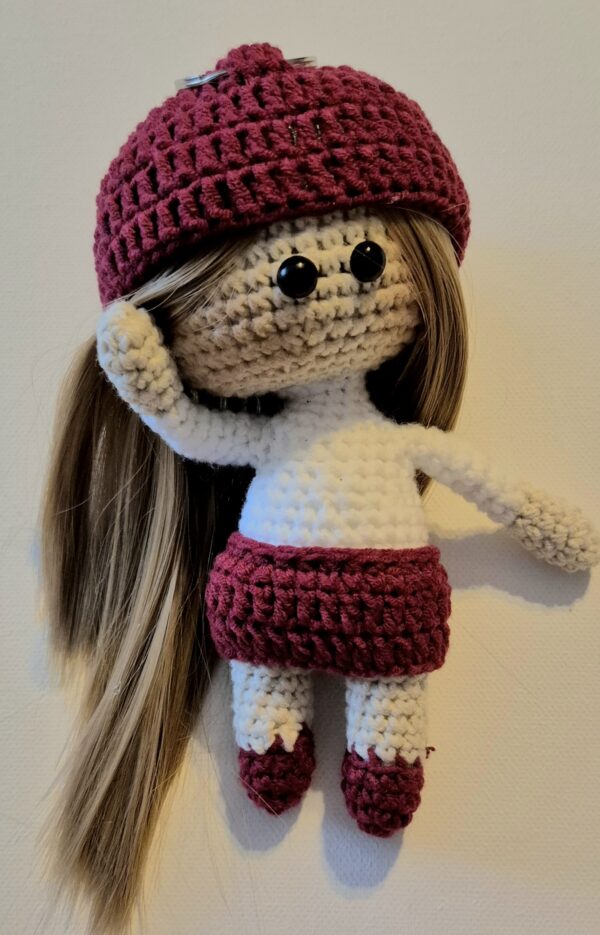 Schema ,,Papusica micuta" Breloc - Schema/Pattern de crosetat