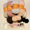 Kit pentru crosetat ,,Miss Suzie"/ Set complet de crosetat cu toate materialele necesare incluse